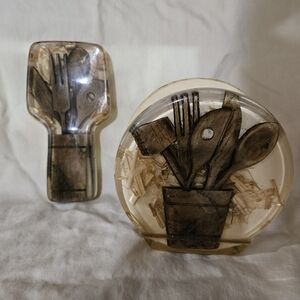 Rustic Brown Kitchen Utensil Resin Decor
